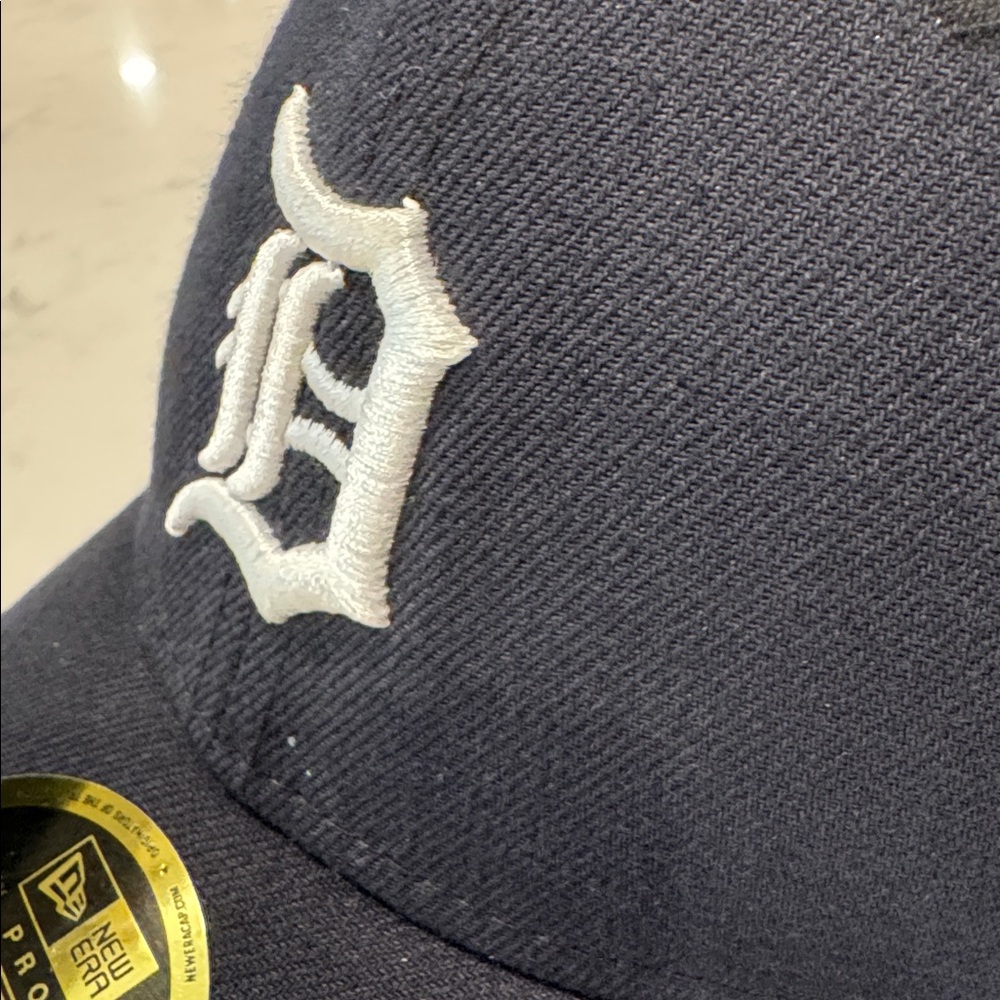 NEW ERA DETROIT TIGERS Navy Fitted Cap White Detroit D Logo Low Profile 7 1/2 - Picture 3 of 11